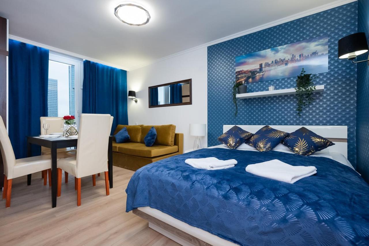 Unitapartaments Short Rent Apartment In Warsaw By Metro Station Rondo Onz Apart With 3Bedrooms 23 Extérieur photo